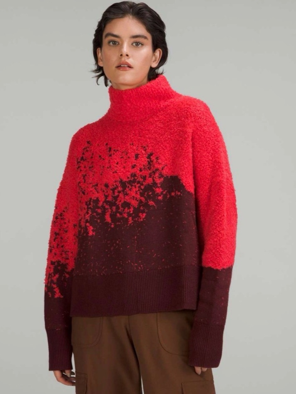 Lululemon Ombre Knit Textured
Turtleneck
Red Merlot / Carnation Red